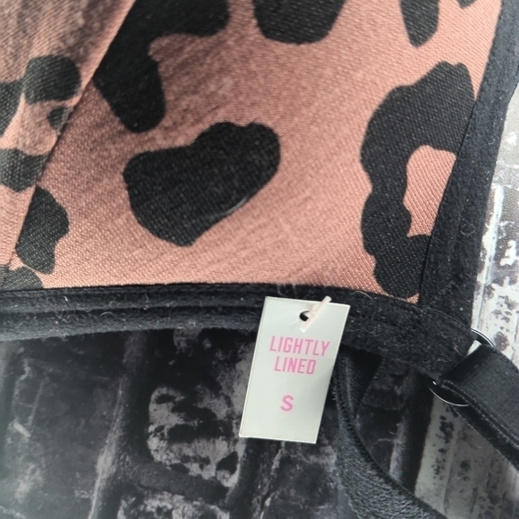 Victoria's Secret Pink Cheetah Print Sports Bra Small - Picture 3 of 8